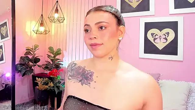 Unleash your urge for fetish cams livestreamers with our pick of steaming hot models, versed in the art of seduction and indulgence.
