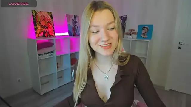 Unleash your urge for fetish cams livestreamers with our pick of steaming hot models, versed in the art of seduction and indulgence.