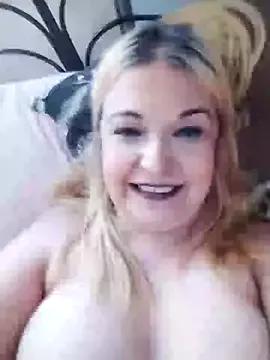MarielaFerrer from StripChat is Freechat