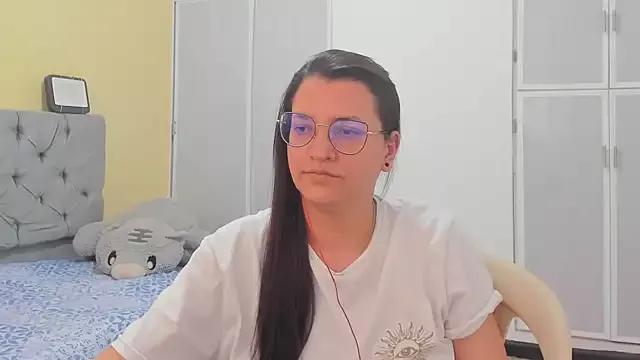 MARILYN_GARCIA from StripChat is Freechat