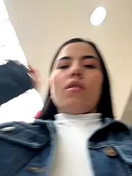 Marilyn_Monrou from StripChat is Freechat