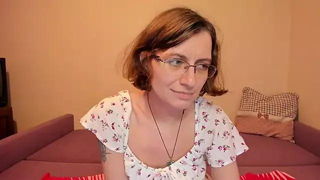 MarilynDream from StripChat is Freechat