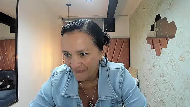 MarilynMiilf_ from StripChat is Freechat