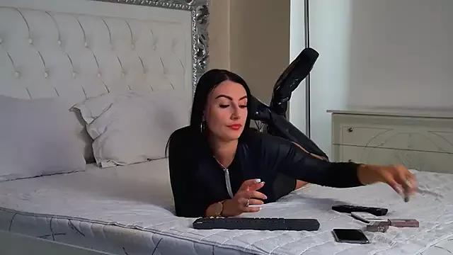 MarisaReed from StripChat is Freechat