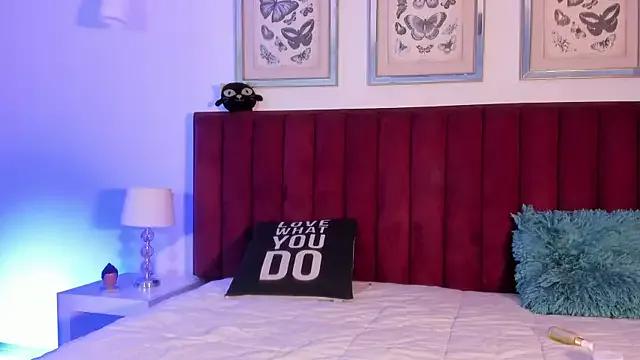 MarkDave_ from StripChat is Freechat
