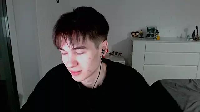 MarkusDean from StripChat is Freechat