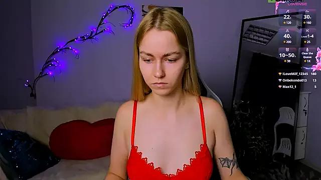 Unleash your urge for fetish cams livestreamers with our pick of steaming hot models, versed in the art of seduction and indulgence.