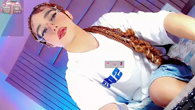maryam-fox from StripChat is Freechat