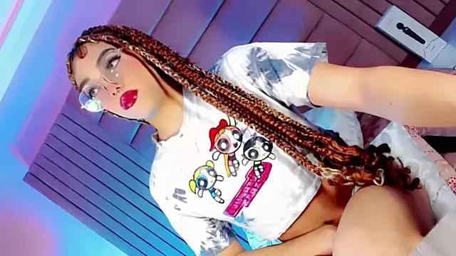 maryam-fox from StripChat is Freechat