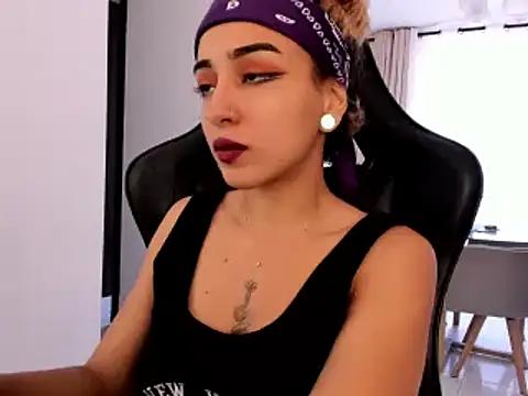 Unleash your urge for fetish cams livestreamers with our pick of steaming hot models, versed in the art of seduction and indulgence.