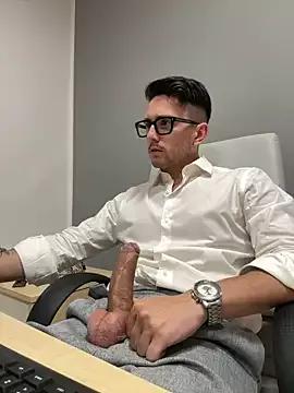 Unleash your urge for fetish cams livestreamers with our pick of steaming hot models, versed in the art of seduction and indulgence.