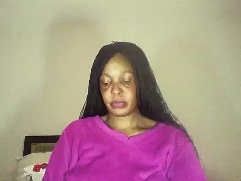 MatureSashaxx from StripChat is Freechat