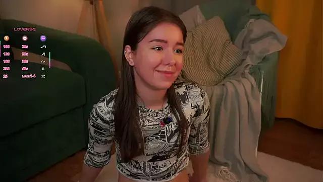 MaureenDrews from StripChat is Freechat