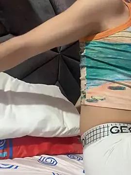 Unleash your urge for fetish cams livestreamers with our pick of steaming hot models, versed in the art of seduction and indulgence.