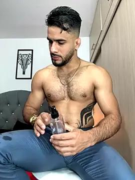 Unleash your urge for fetish cams livestreamers with our pick of steaming hot models, versed in the art of seduction and indulgence.