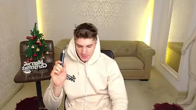 Photos of MaxKaiden from StripChat is Freechat