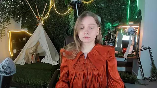MayaSinabon from StripChat is Freechat