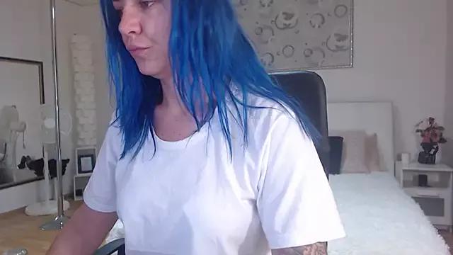 MayaWeisss from StripChat is Freechat