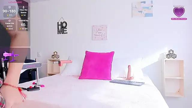 Megan__Rouse from StripChat is Freechat