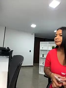 Unleash your urge for fetish cams livestreamers with our pick of steaming hot models, versed in the art of seduction and indulgence.