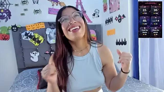 Unleash your urge for fetish cams livestreamers with our pick of steaming hot models, versed in the art of seduction and indulgence.