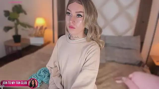 Unleash your urge for fetish cams livestreamers with our pick of steaming hot models, versed in the art of seduction and indulgence.