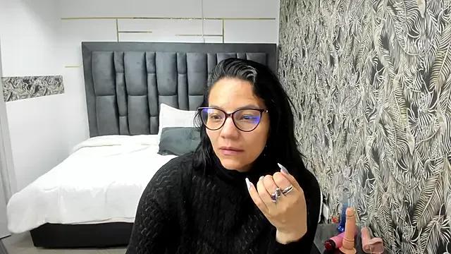 Unleash your urge for fetish cams livestreamers with our pick of steaming hot models, versed in the art of seduction and indulgence.