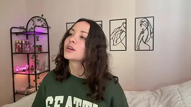 Unleash your urge for fetish cams livestreamers with our pick of steaming hot models, versed in the art of seduction and indulgence.