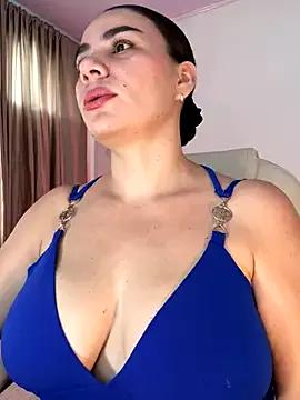 Unleash your urge for fetish cams livestreamers with our pick of steaming hot models, versed in the art of seduction and indulgence.