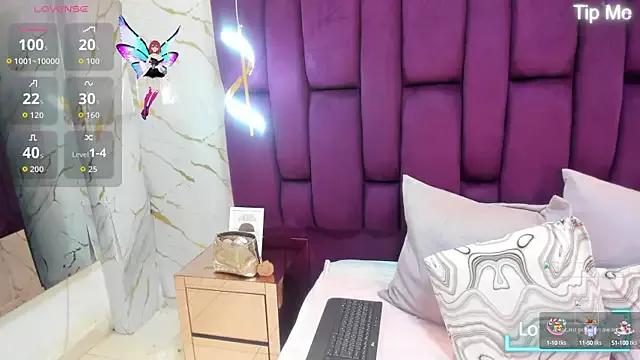 megannherrera from StripChat is Freechat