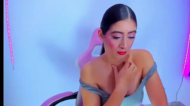 Unleash your urge for fetish cams livestreamers with our pick of steaming hot models, versed in the art of seduction and indulgence.