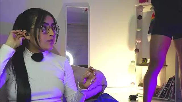 Unleash your urge for fetish cams livestreamers with our pick of steaming hot models, versed in the art of seduction and indulgence.