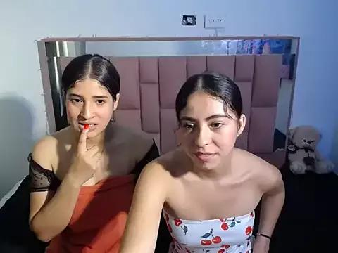 Unleash your urge for fetish cams livestreamers with our pick of steaming hot models, versed in the art of seduction and indulgence.