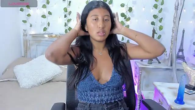 Unleash your urge for fetish cams livestreamers with our pick of steaming hot models, versed in the art of seduction and indulgence.