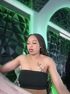 Melany_Williams from StripChat is Freechat