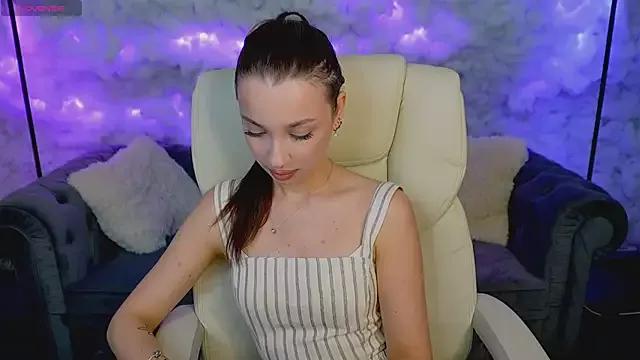 MelisaRoss from StripChat is Freechat