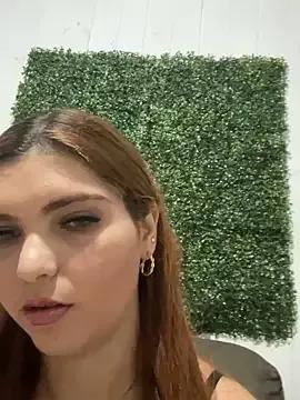 Photos of Melissa-9 from StripChat is Freechat