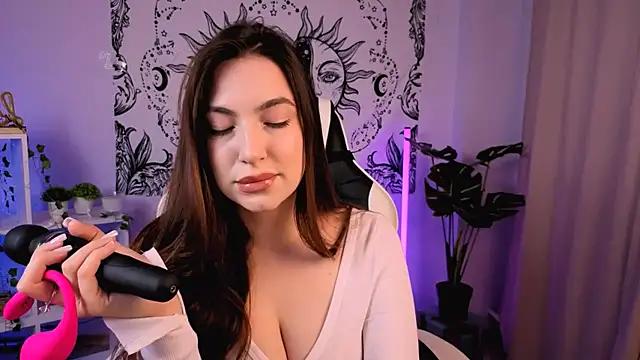 Unleash your urge for fetish cams livestreamers with our pick of steaming hot models, versed in the art of seduction and indulgence.