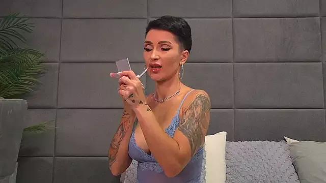 Unleash your urge for fetish cams livestreamers with our pick of steaming hot models, versed in the art of seduction and indulgence.