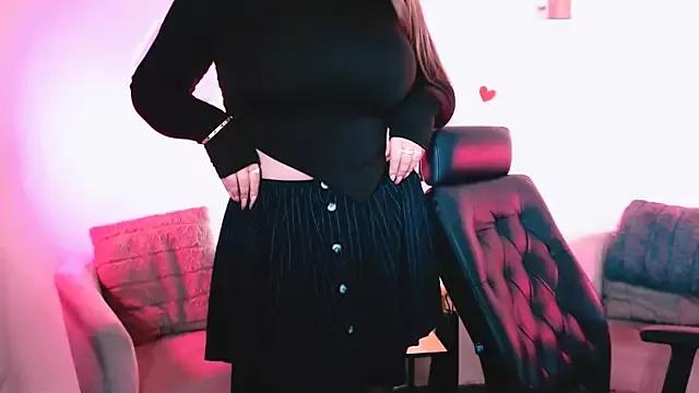 Unleash your urge for fetish cams livestreamers with our pick of steaming hot models, versed in the art of seduction and indulgence.