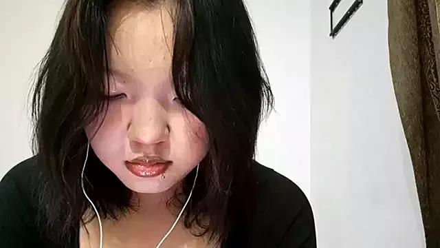 MeowMiaMeow from StripChat is Freechat