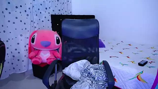 Mia_naughty_14 from StripChat is Freechat