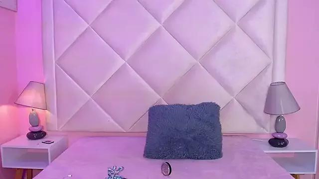 Unleash your urge for fetish cams livestreamers with our pick of steaming hot models, versed in the art of seduction and indulgence.