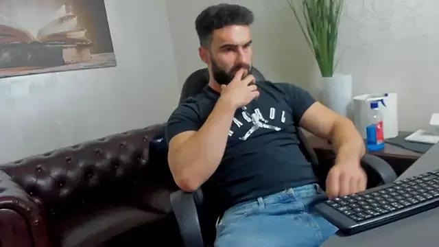 Unleash your urge for fetish cams livestreamers with our pick of steaming hot models, versed in the art of seduction and indulgence.