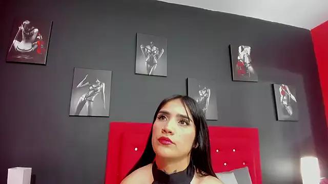 Unleash your urge for fetish cams livestreamers with our pick of steaming hot models, versed in the art of seduction and indulgence.