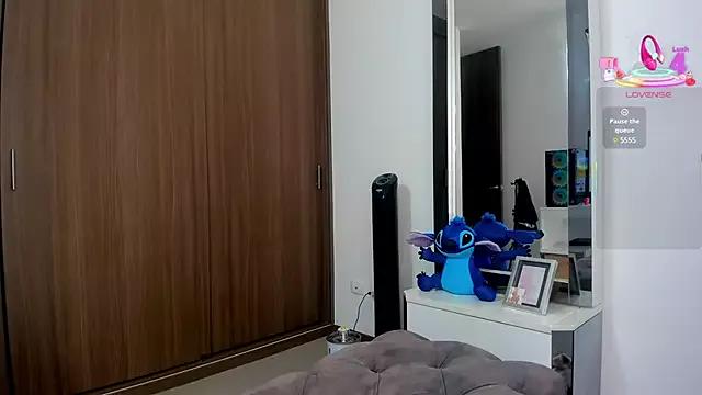 Unleash your urge for fetish cams livestreamers with our pick of steaming hot models, versed in the art of seduction and indulgence.