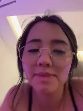 Michelle_Zoe from StripChat is Freechat