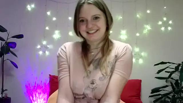 MichelleVibes18 from StripChat is Freechat