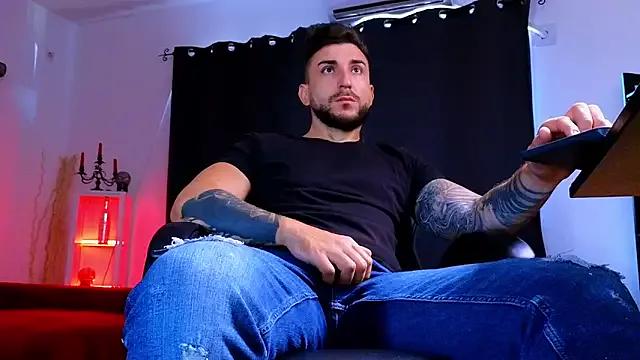 Unleash your urge for fetish cams livestreamers with our pick of steaming hot models, versed in the art of seduction and indulgence.