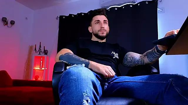 Unleash your urge for fetish cams livestreamers with our pick of steaming hot models, versed in the art of seduction and indulgence.